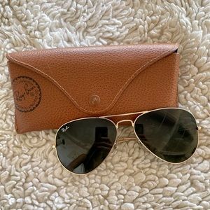 Classic Aviator Rayban Sunglasses